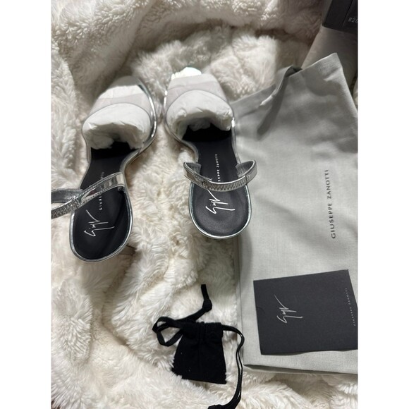 Giuseppe Zanotti x REVOLVE Basic 85 Heel in Transparent NIB